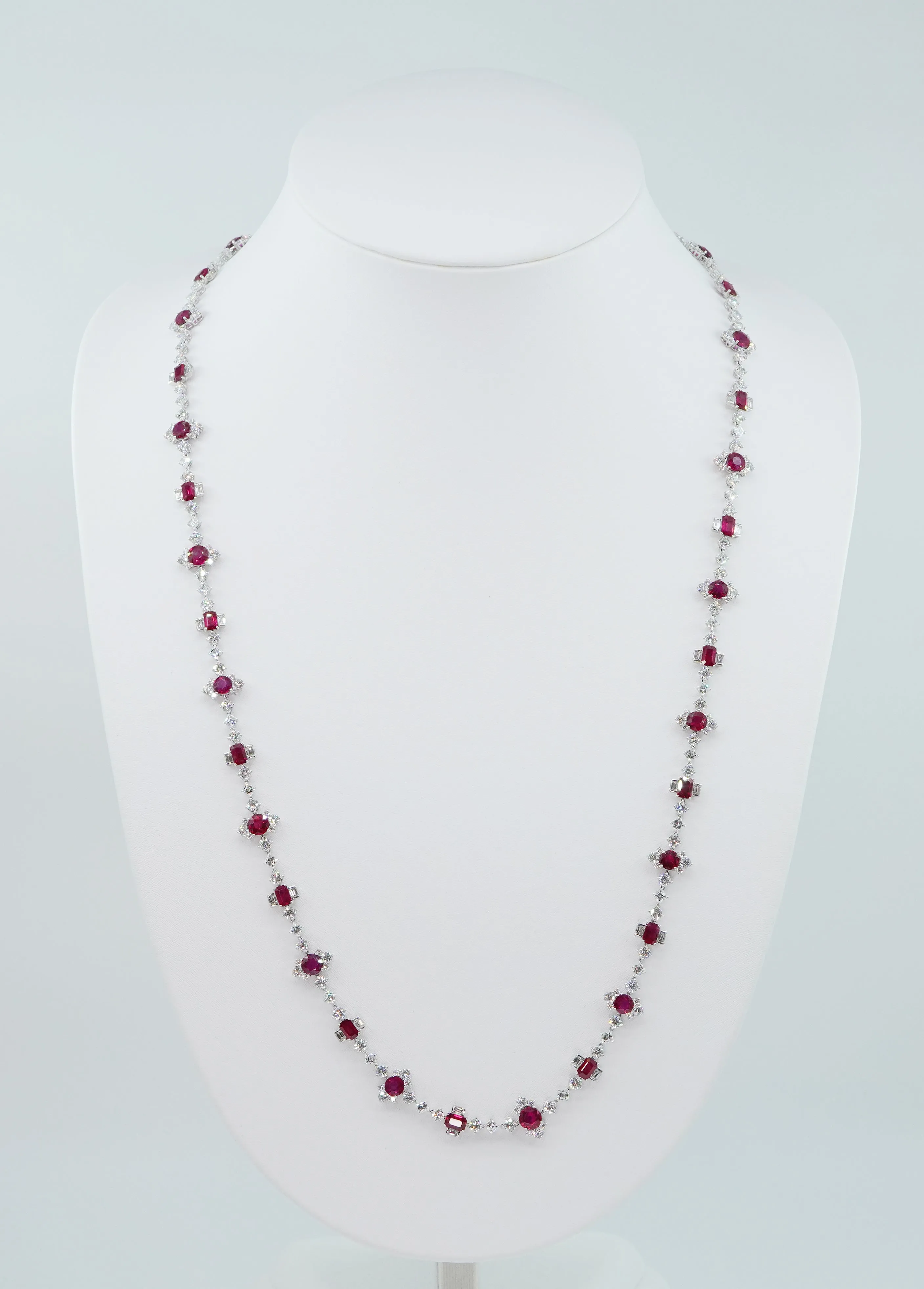 28.00 cts Burmese Ruby with Diamond Necklace