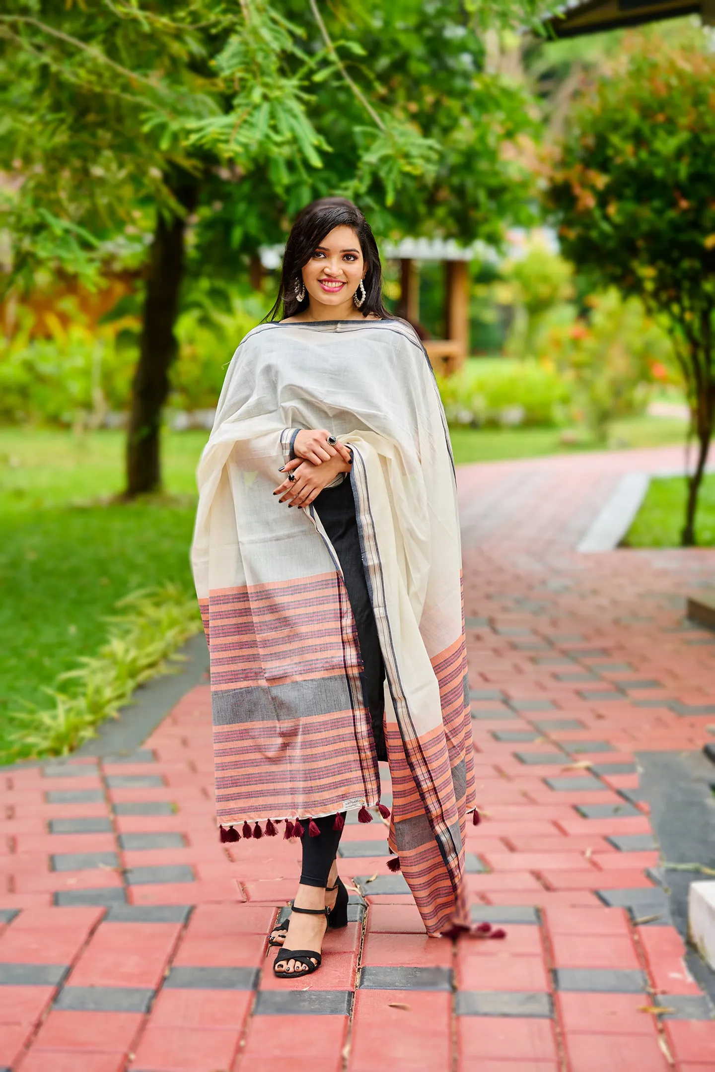 Arunima Dupatta