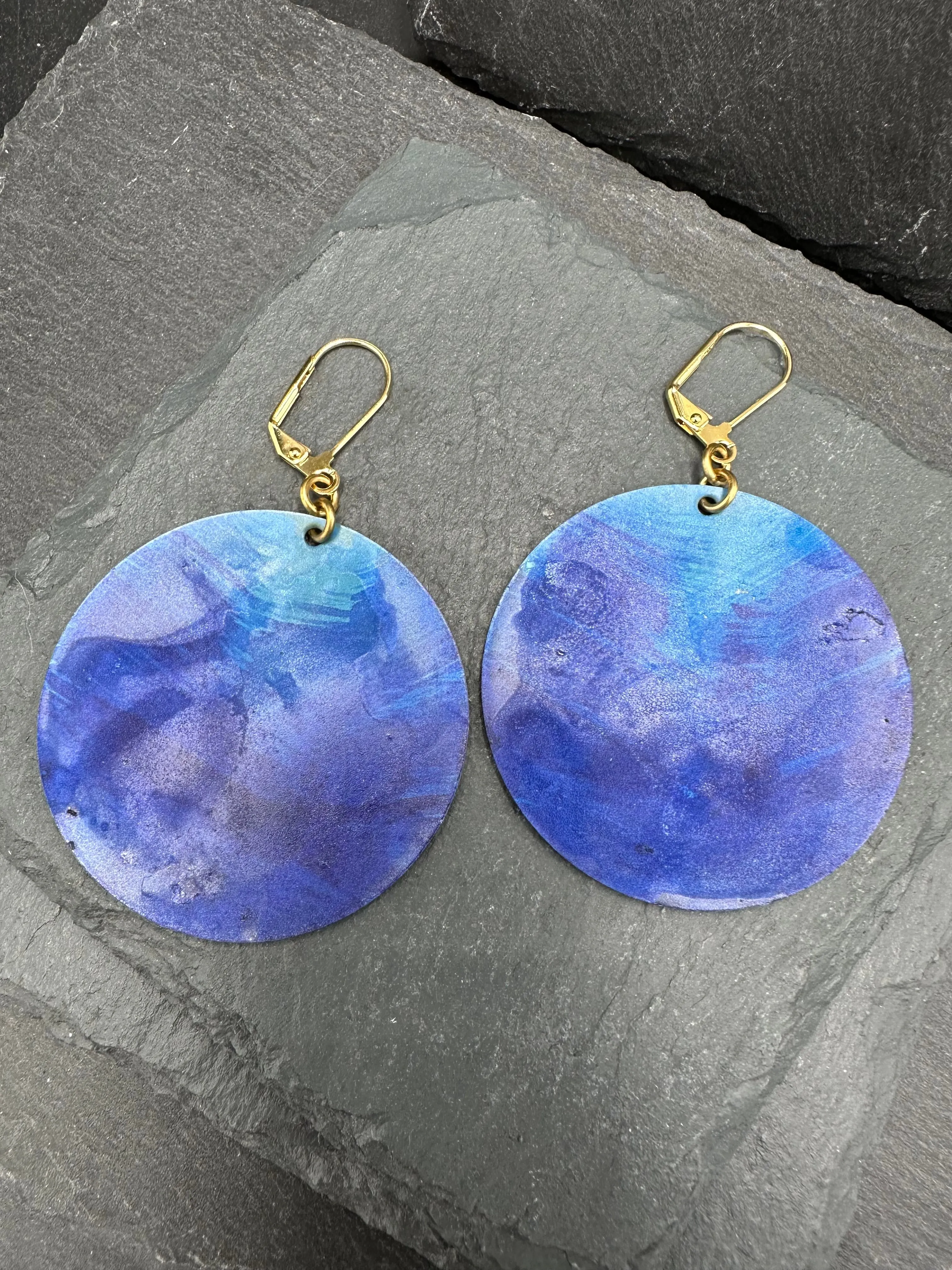 Lazuli Round Earrings