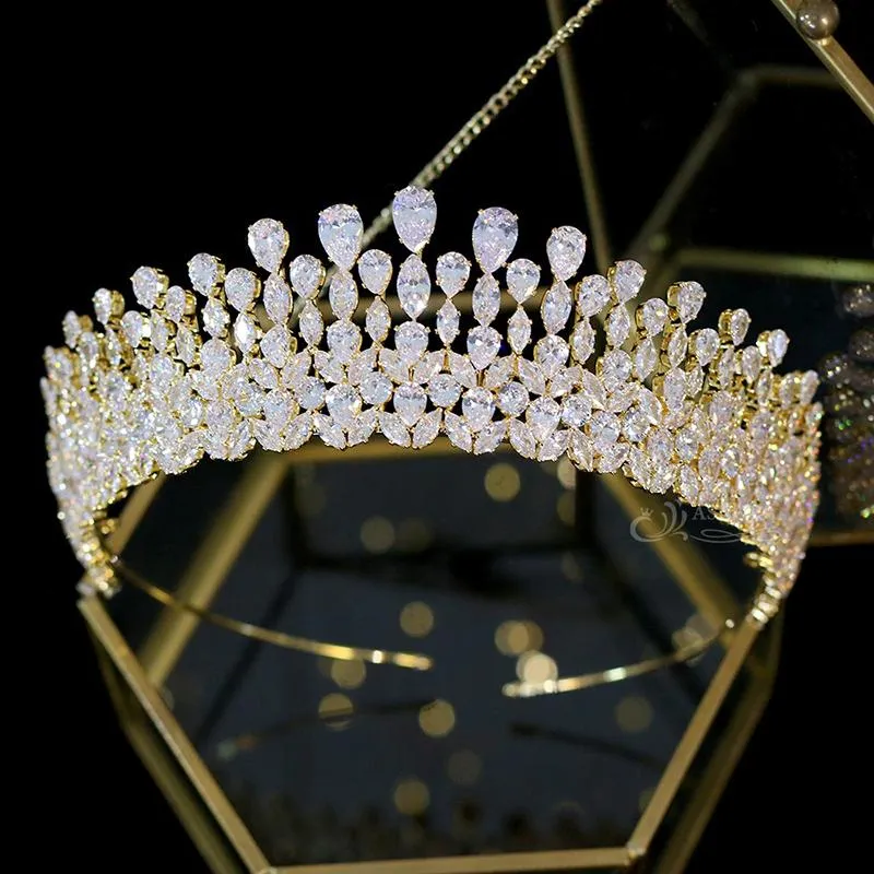 Queenly Water Drop Rhinestone Crown