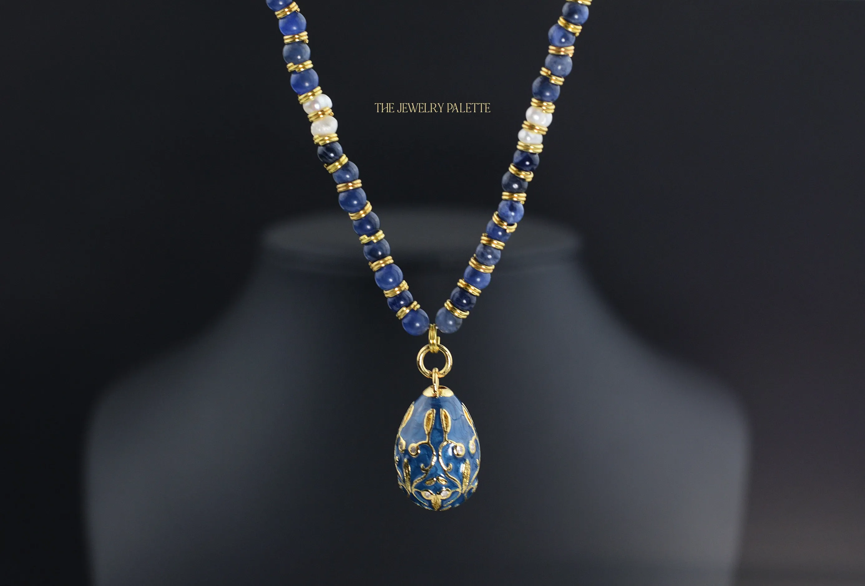 Tina lapis lazuli pendant choker necklace